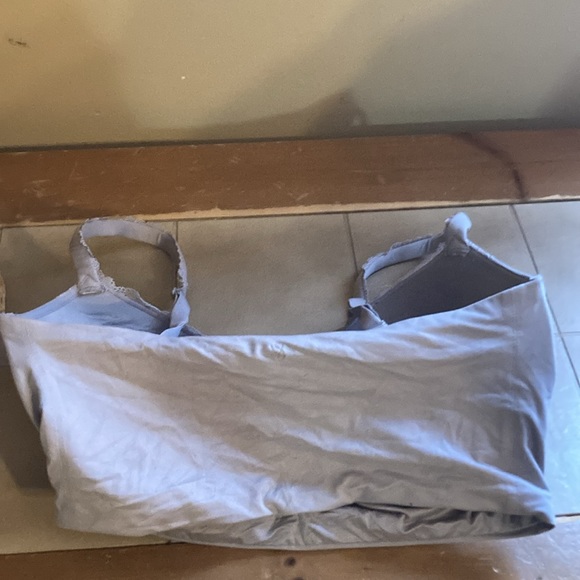 Victoria’s Secret‎ bra 32DD - Picture 2 of 4